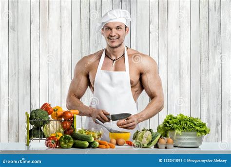 Man Bodybuilder Cooking On Kitchen Stock Image Image Of Fitness