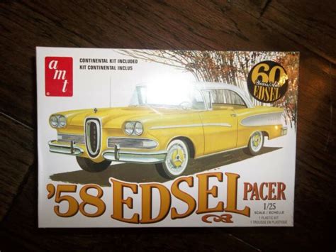 Amt 1958 Edsel Pacer 60th Anniversary Plastic Model Car Kit 125 Scale