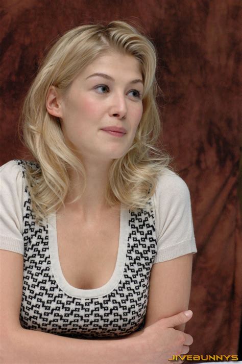 rosamund pike special pictures 20 film actresses