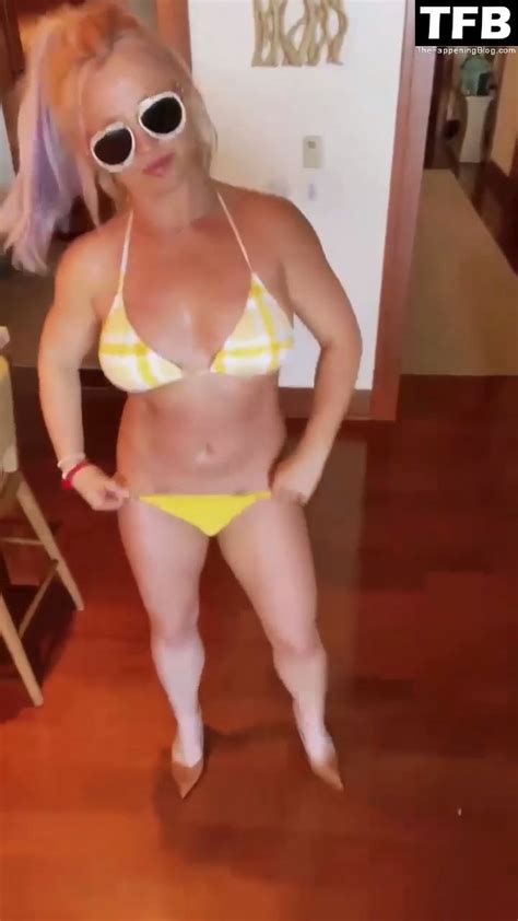 Britney Spears Sexy Bikini Photos Sexy E Girls