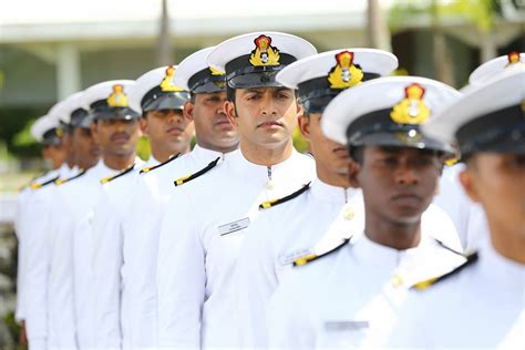 15 Pictures Of Indian Navy Officers Will Motivate You To Join Them