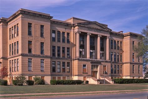 Historic Lofts At Waco High Waco High School Sah Archipedia