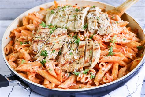 Penne Alla Vodka With Grilled Chicken About A Mom