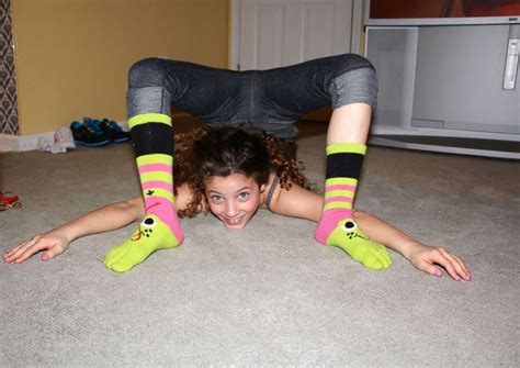 What Life Is Like For This Year Old Self Taught Contortionist And