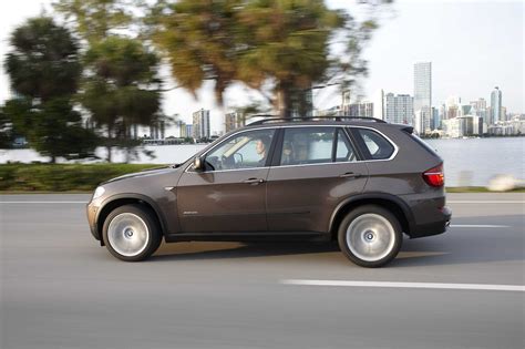 Measured owner satisfaction with 2011 bmw x5 performance, styling, comfort, features, and usability after 90 days of ownership. The BMW X5 (02/2010)