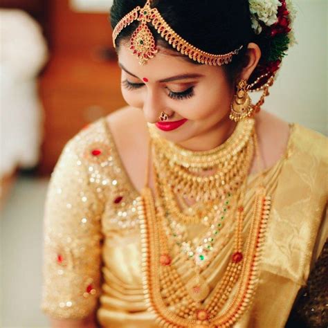 Beautiful Kerala Bride Indian Wedding Bride South Indian Weddings Jewel Wedding Pakistani