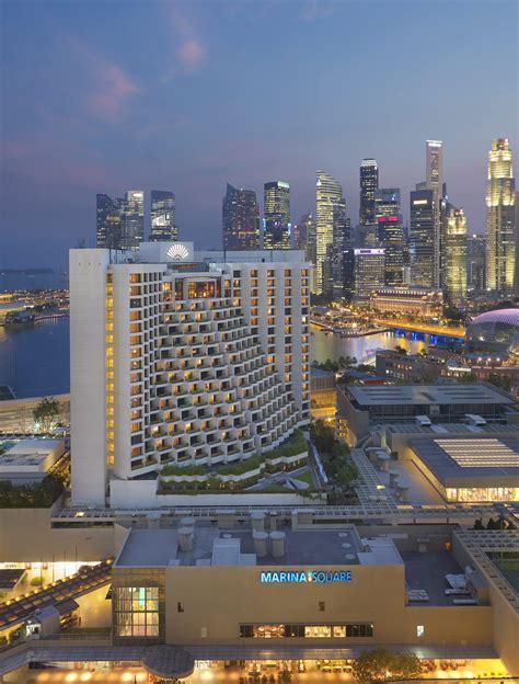 Luxury 5 Star Hotel Marina Bay Mandarin Oriental Singapore