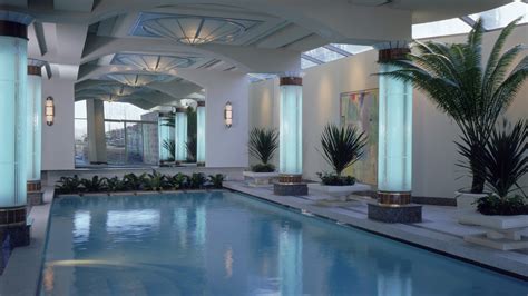 Hgtv Spotlights Indoor Pool Designed By Desrosiers Architects