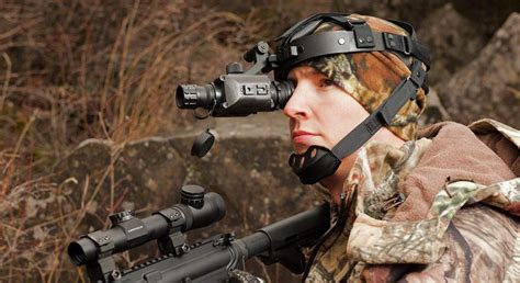 How long do night vision goggles last? Getting the Right Set of Night Vision Goggles for Yourself ...
