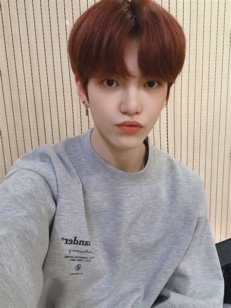 Show Me Your Face, Fandom, Jellyfish Entertainment, Fans Cafe, Korean