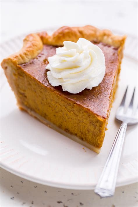 It's utterly delicious and begging to be the star of your thanksgiving menu! Bourbon Pumpkin Pie - Baker by Nature