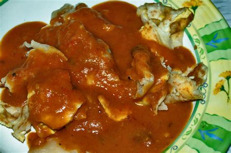 1 piece of roti canai = 350 calories. roti telur banjir breakfast | Roti canai is a type of ...