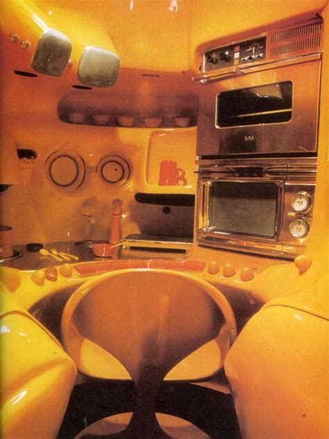 Kitchen designed in the 70's by luigi colani, displayed in moma, new york, also displaying colani's trademark wierdness. SPACE AGE BOHEMIA | Retro interior design, Vintage ...