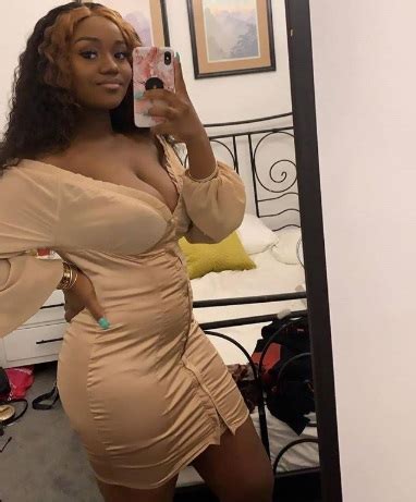 Davido S Fiancee Chioma Shows Off Her Curvy Post Baby Body
