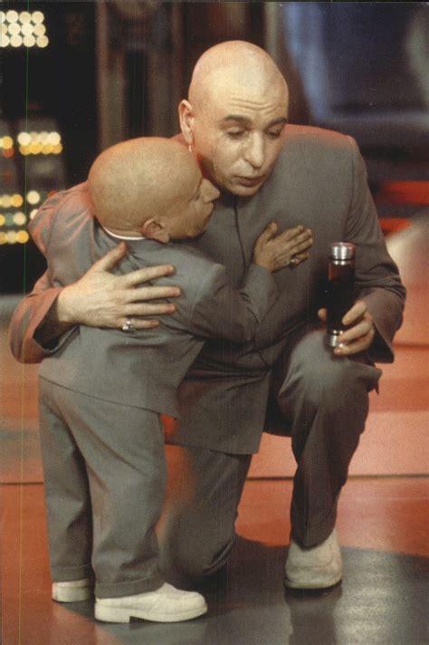 1999 Austin Powers Photocards 40 Mini Me Hugs Dr Evil