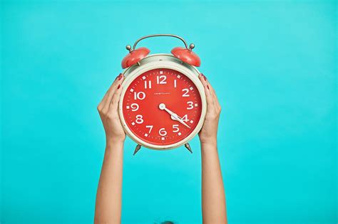 To remember which way to set their clocks, folks often use the daylight saving time ends on sunday, november 7, 2021, at 2:00 a.m. When does daylight saving time end? - pennlive.com