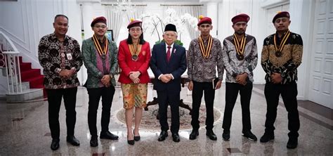 Peran Penting Generasi Muda Untuk Menyambut Indonesia Emas 2045 Cakra