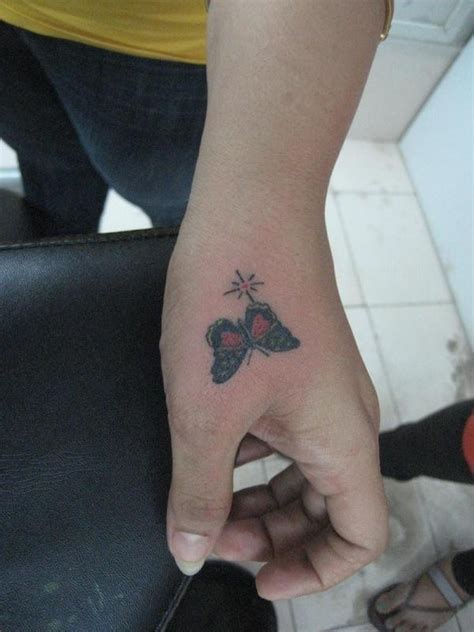40 Cute and Attractive Small Hand Tattoo Designs That Will Make You