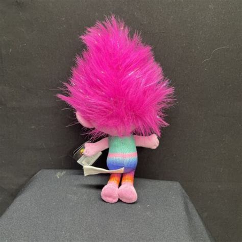 Trolls World Tour 8 Inch Small Plush Poppy With Rainbow Grand Finale Outfit Bnd Treasure Chest