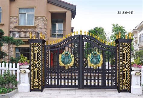 How tall do you want your iron gate? Indian House Laser Cut Main Gates /wrought Iron Driveway ...