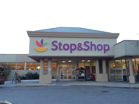• earn 1 stop & shop® go rewards™ point for every $1 spent online or in store. It's green lights for Stop & Shop in Huntington village ...