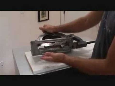 Read our article and learn how to change a miter saw blade on your dewalt machine. How to use a skilsaw: what blades do I use & how do I ...