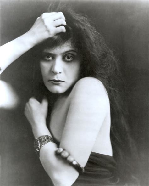 Theda Bara In Sin 1915 Photo Print