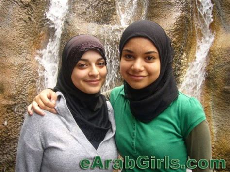 Beautiful Arab Girls Dubai Girls Love To See Dubai Tourist Attractions