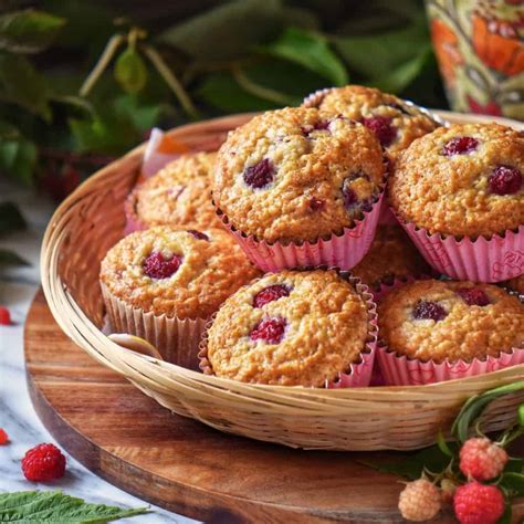 Raspberry Muffins Recipe With Oats She Loves Biscotti