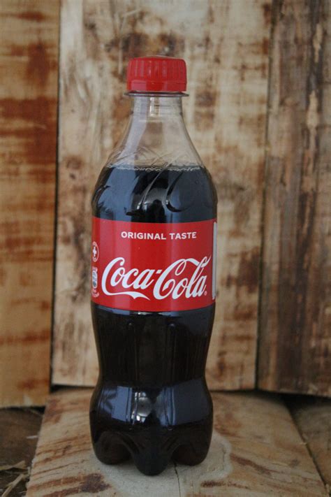 Coca Cola PET 4 5dl Güggeli-Sternen