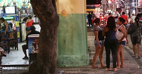 Prostitutas De Fortaleza Sofrem Com Gringos Na Copa Porcos E Pães Duros Notícias Uol Copa