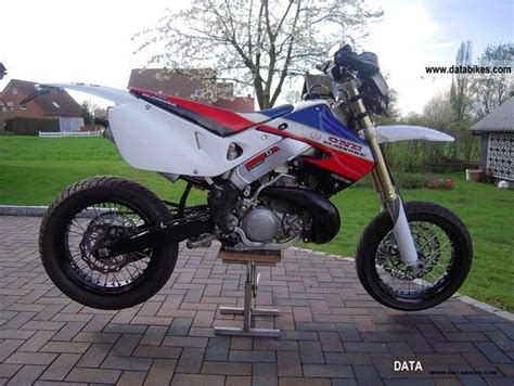 Does anyone know of a kit made for, or a generic, kit that i can use to make a crf125 street legal? 2004 Honda cr 250 street legal 12KW