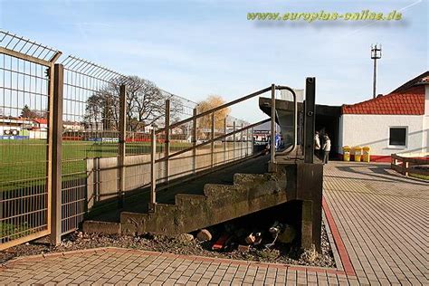 From wikimedia commons, the free media repository. Wilhelm-Langrehr-Stadion - Stadion in Garbsen-Havelse