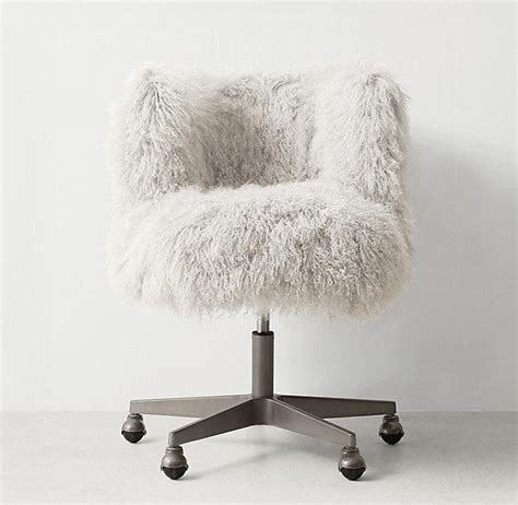 Bean bag chair & lounger. Pink Faux Fur Cabriole Legs Desk Chair