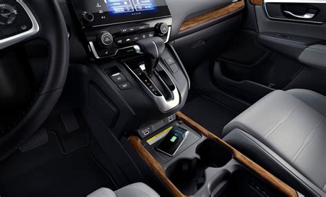 2020 Honda Cr V Interior Review Closer Look Inside The Updated Model
