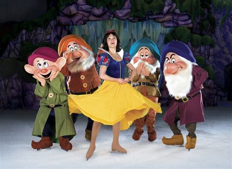 Disney On Ice Presents Dream Big Our Review Videos From The Show
