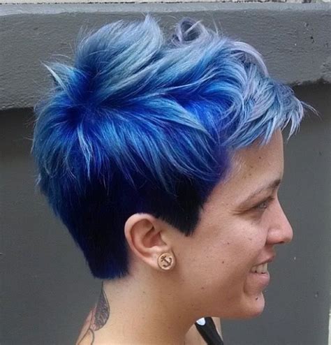 Pin By Anna Pedrola On Hair For It Short Ombre Hair Short Blue Hair Galaxy Hair Color