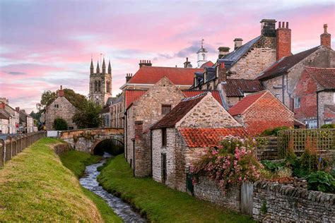 This Charming Uk City Is Home To One Of The Prettiest Streets In