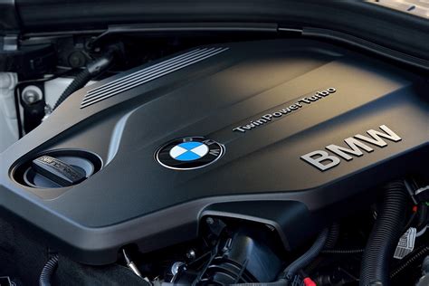 At the same time diesel motor fans will also have a chance to choose. BMW's S70/2 Engine Showcased in Jay Leno's Garage - autoevolution