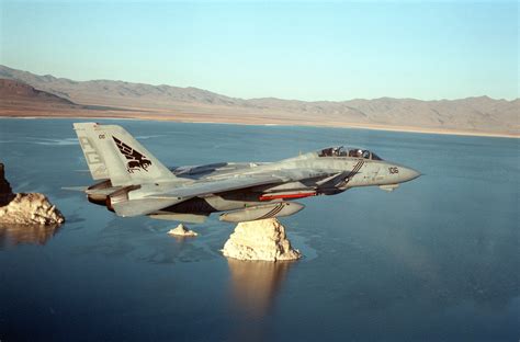 Air To Air Right Side View Of An F 14b Tomcat Aircraft Of Fighter