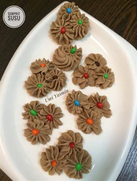 Berikut resep yang bisa dicoba. Cara Membuat Kue Semprit Tiga Bahan ~ Resep Semprit Susu 3 ...