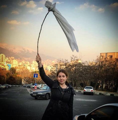 Opinion Why Iranian Women Are Taking Off Their Head Scarves The New York Times