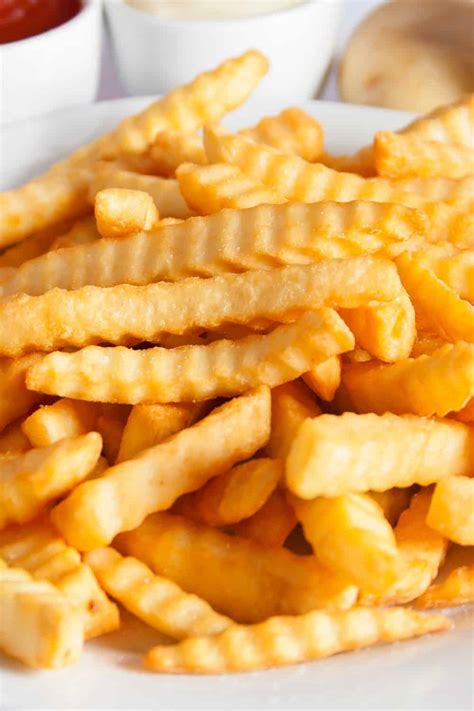 How To Cook Frozen Crinkle Cut Fries In An Air Fryer Half Scratched