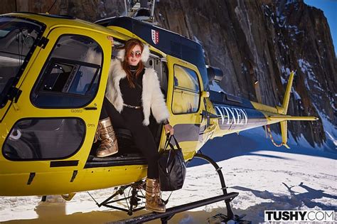 Online Crop Hd Wallpaper Jia Lissa Tushy Helicopters Wallpaper Flare
