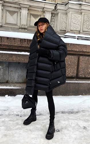 Длинная черная куртка с чем носить - 93 фото Картинка - Длинная черная куртка с чем носить - 93 фото