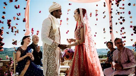 The day on which preferred marriage hall is available. 12 Hindu Wedding Ceremony Rituals and Traditions, Explained