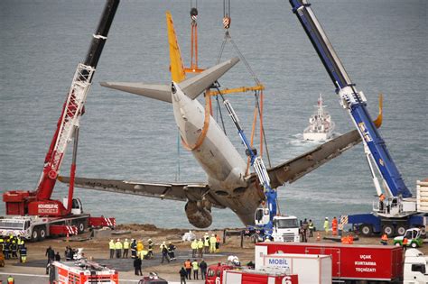Turkey starts lifting stricken Pegasus plane from cliff | Arab News