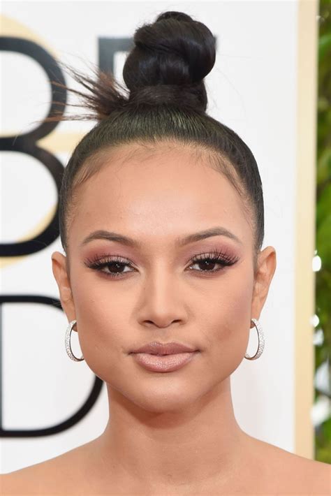 The Best Beauty Looks From The Golden Globes High Bun Hairstyles Top