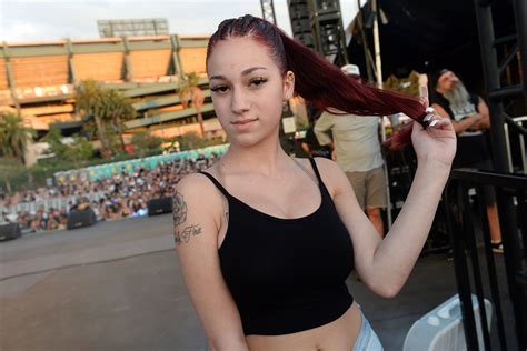 Danielle Bregoli Cash Me Outside Bhad Bhabie Signs With Atlantic