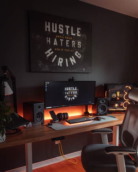 I Finally Built My Dream Desk Set Up Home Office Setup Home Studio